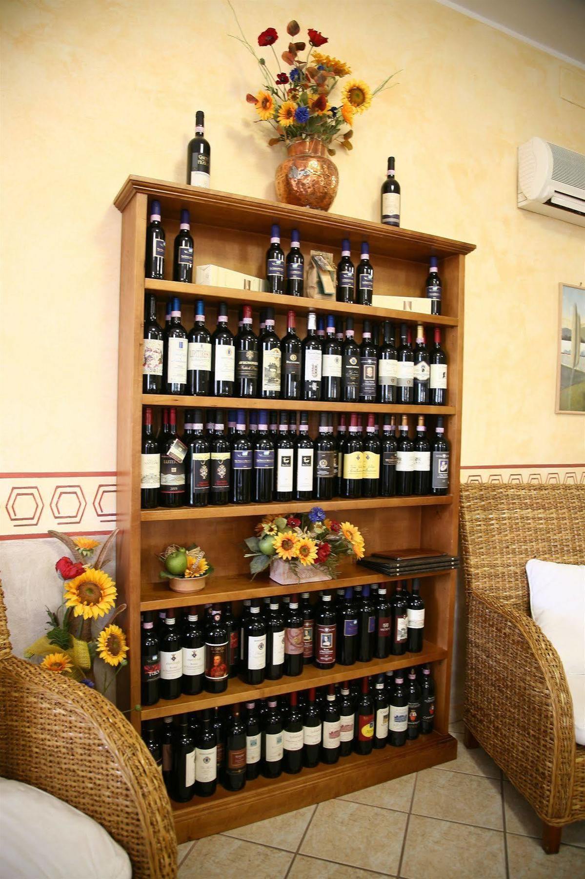 Hotel Tiziana Montepulciano Exterior photo