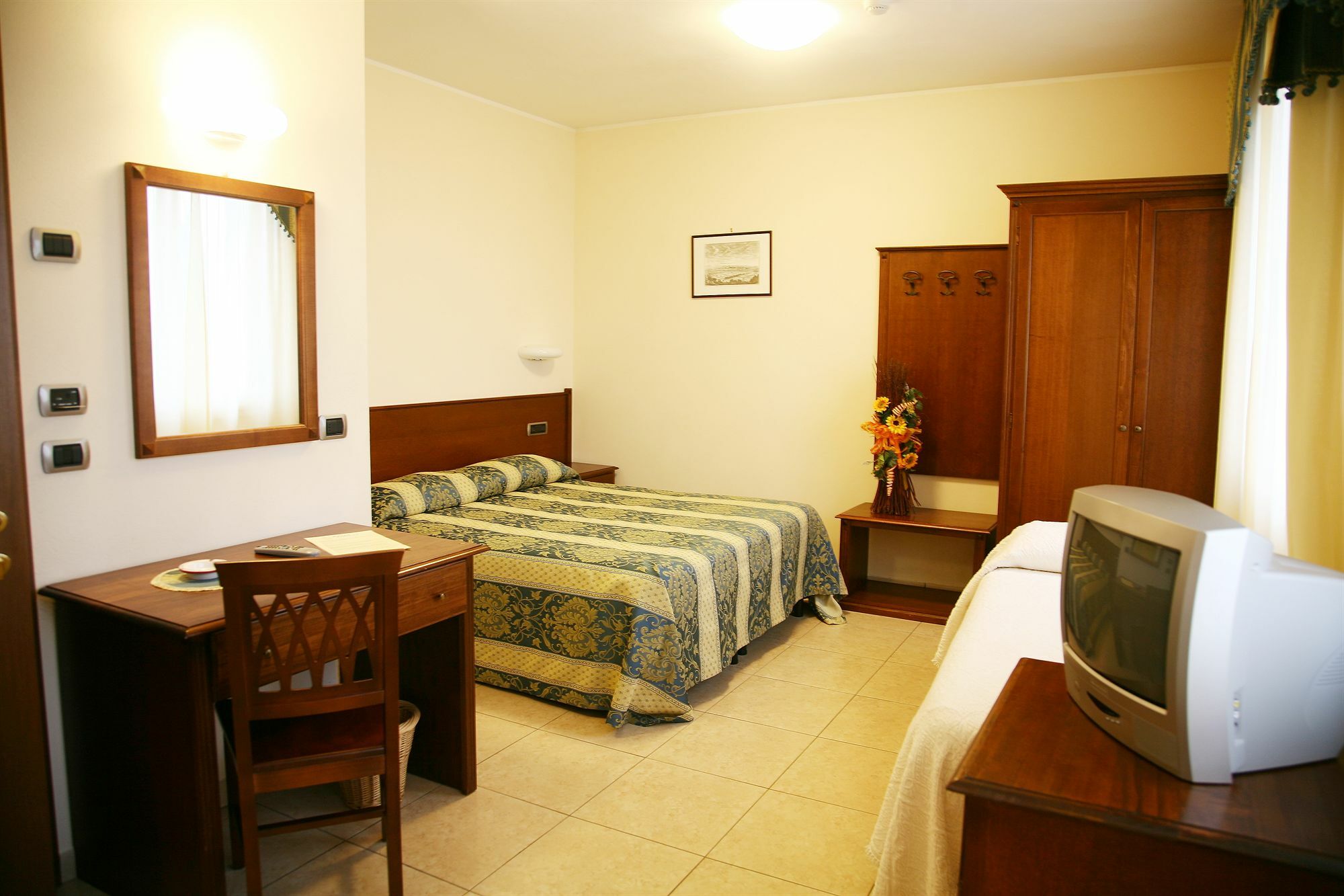 Hotel Tiziana Montepulciano Exterior photo